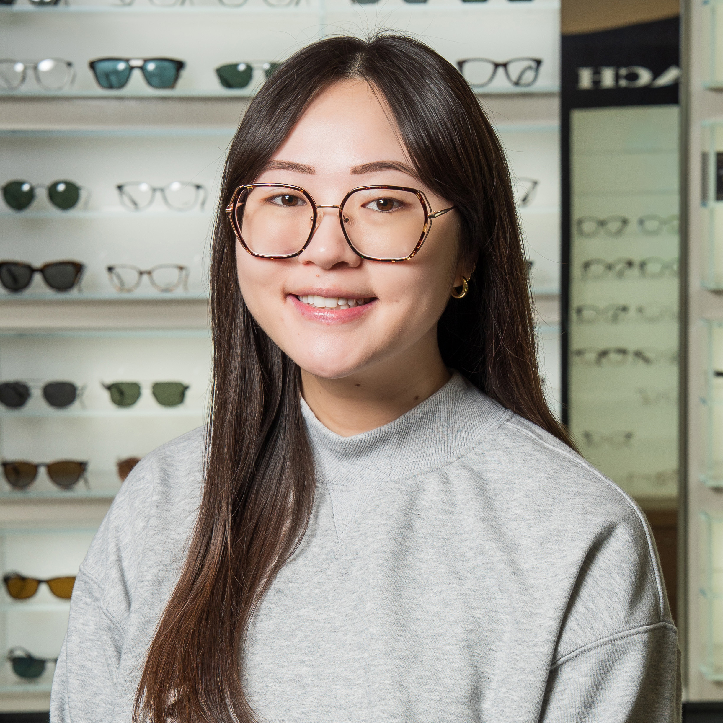 Isabel R. | Optometric Technician